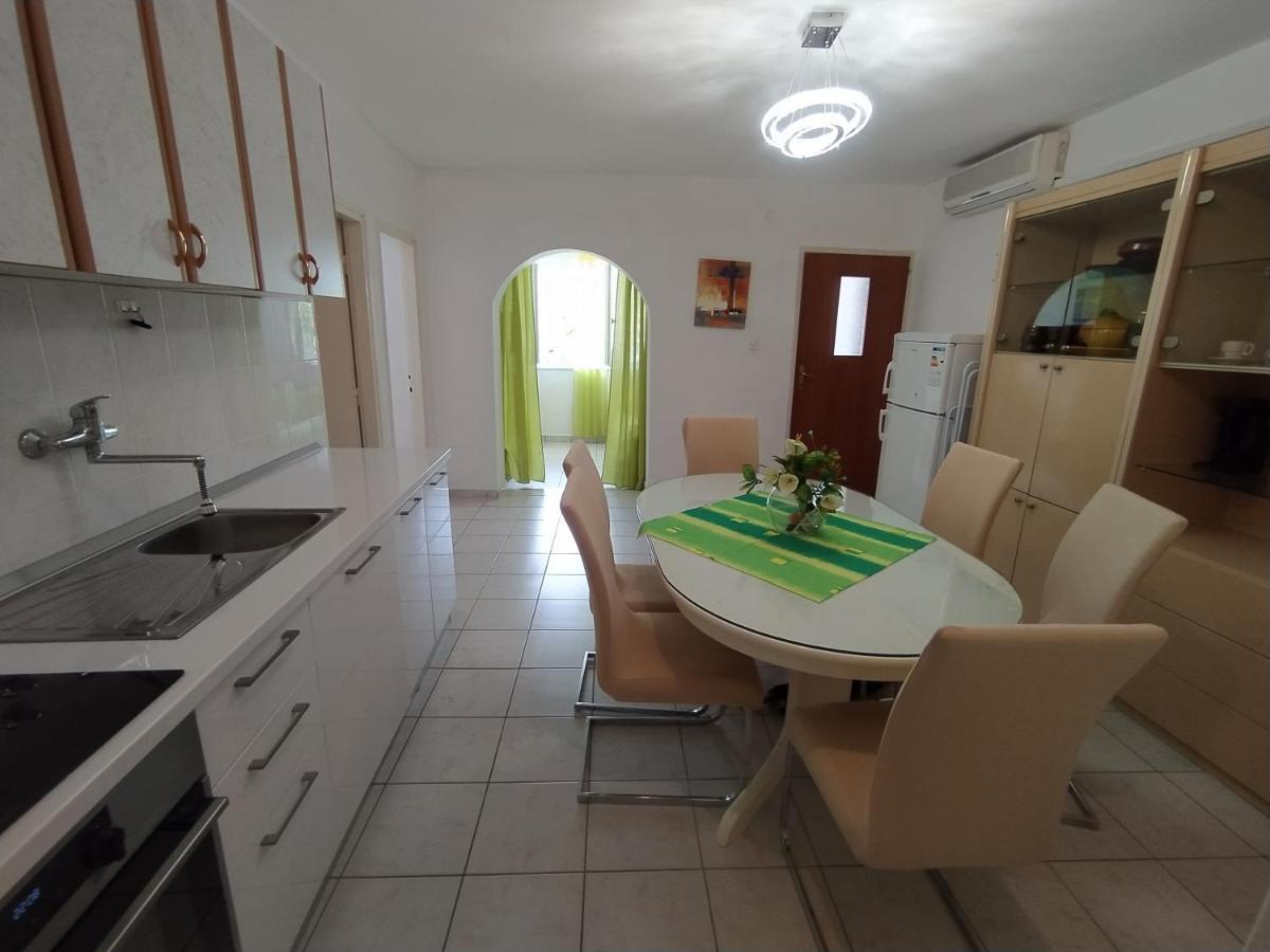 Apartmani Trubi 2 Vodice Buitenkant foto