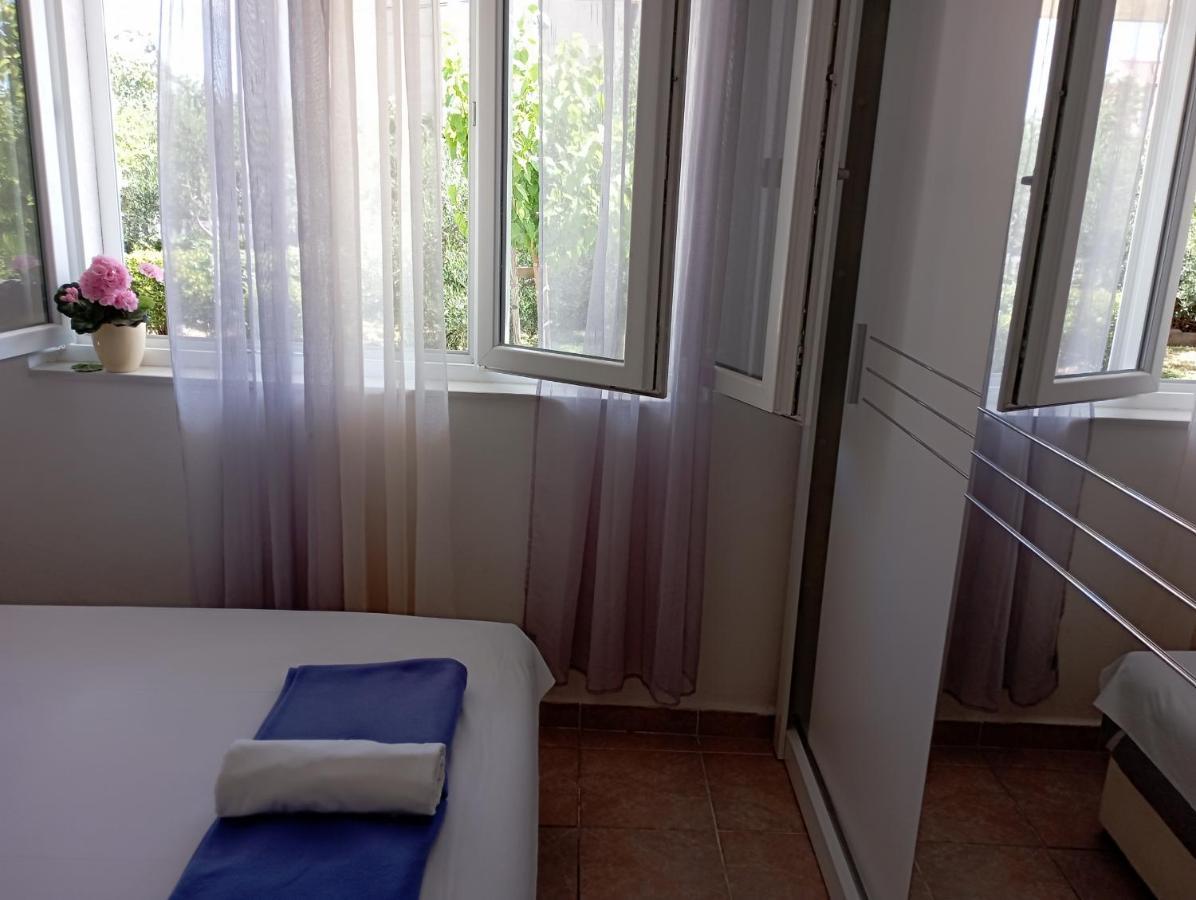 Apartmani Trubi 2 Vodice Buitenkant foto